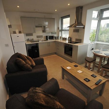 Surf View Apartment, Newquay New Quay エクステリア 写真